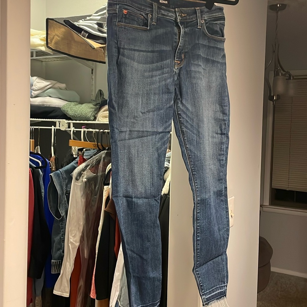 Hudson size 27 skinny jean
